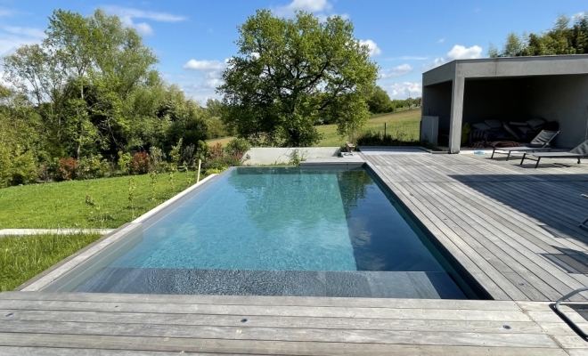 Piscine à débordement ATOLL Piscines Toulouse